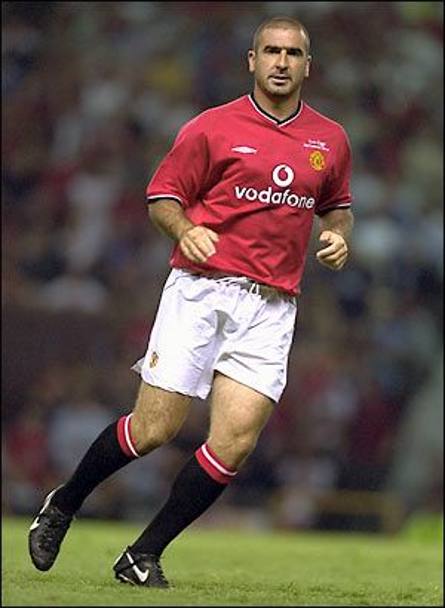 La punta francese Eric Cantona ha chiuso la carriera proprio nello United.